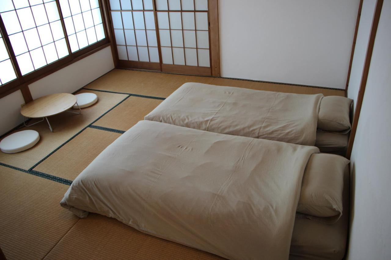 晴家 Guest House Fujikawaguchiko Exteriör bild
