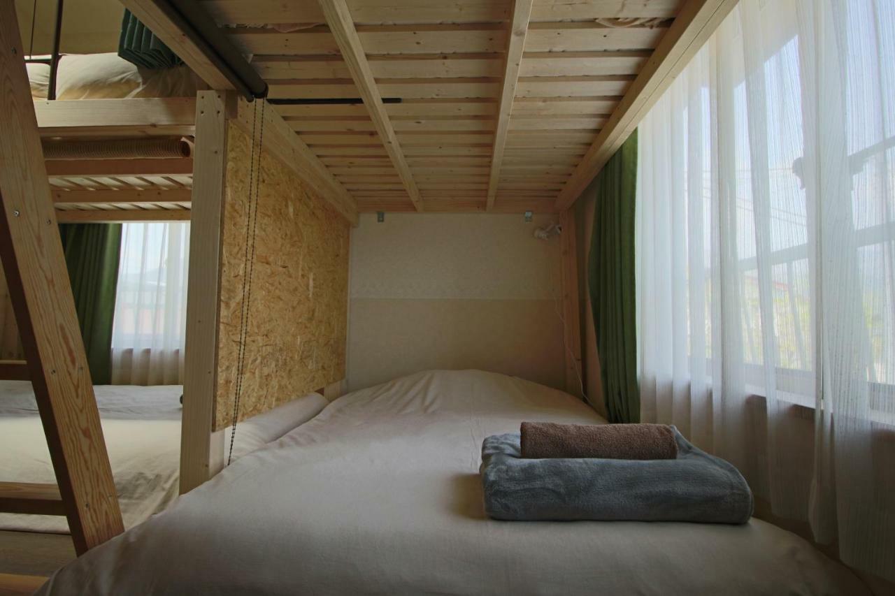 晴家 Guest House Fujikawaguchiko Exteriör bild