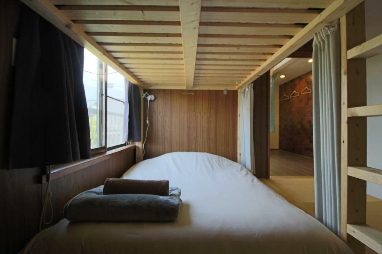 晴家 Guest House Fujikawaguchiko Exteriör bild
